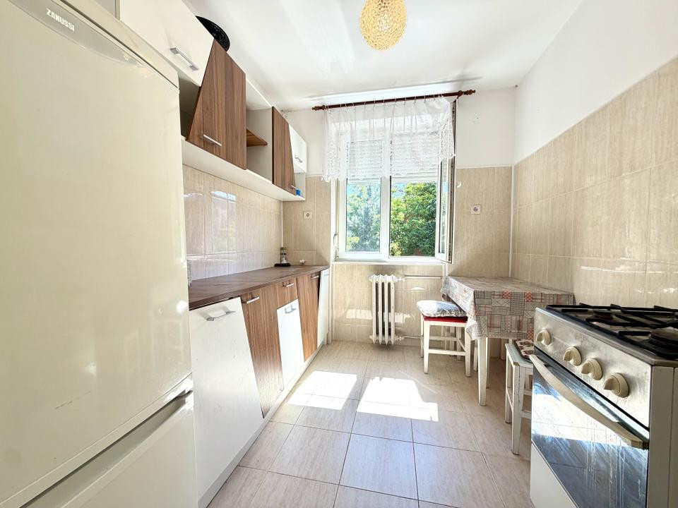 Apartament 2 camere, 45 mp utili, etaj 3 - Zona Tipografilor