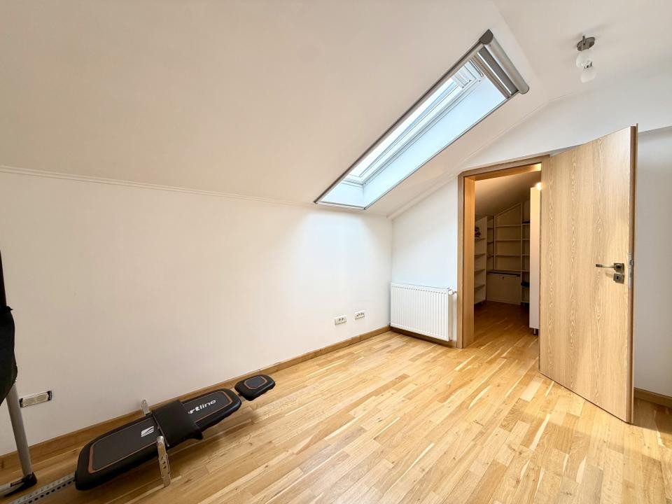 Duplex zid dublu, 5 camere, 150 mp utili, 300 mp teren - Dumbravita - zona Cora
