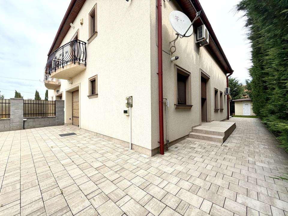 Duplex zid dublu, 5 camere, 150 mp utili, 300 mp teren - Dumbravita - zona Cora