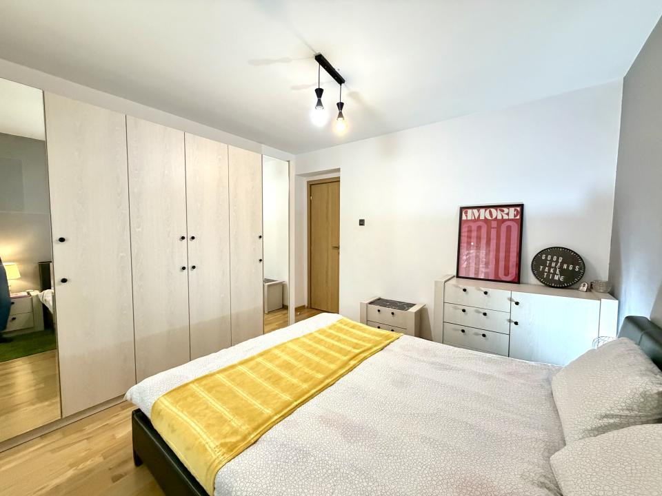 Apartament spatios, 3 camere, 70 mp utili, parter - Zona Dorobantilor