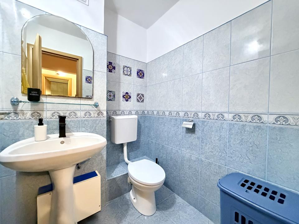 Apartament spatios, 3 camere, 70 mp utili, parter - Zona Dorobantilor