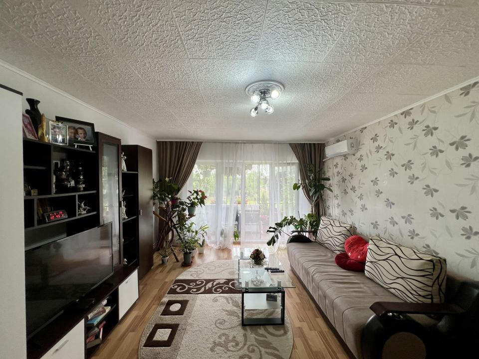  Apartament 4 camere, decomandat, 92 mp utili - zona Chisoda