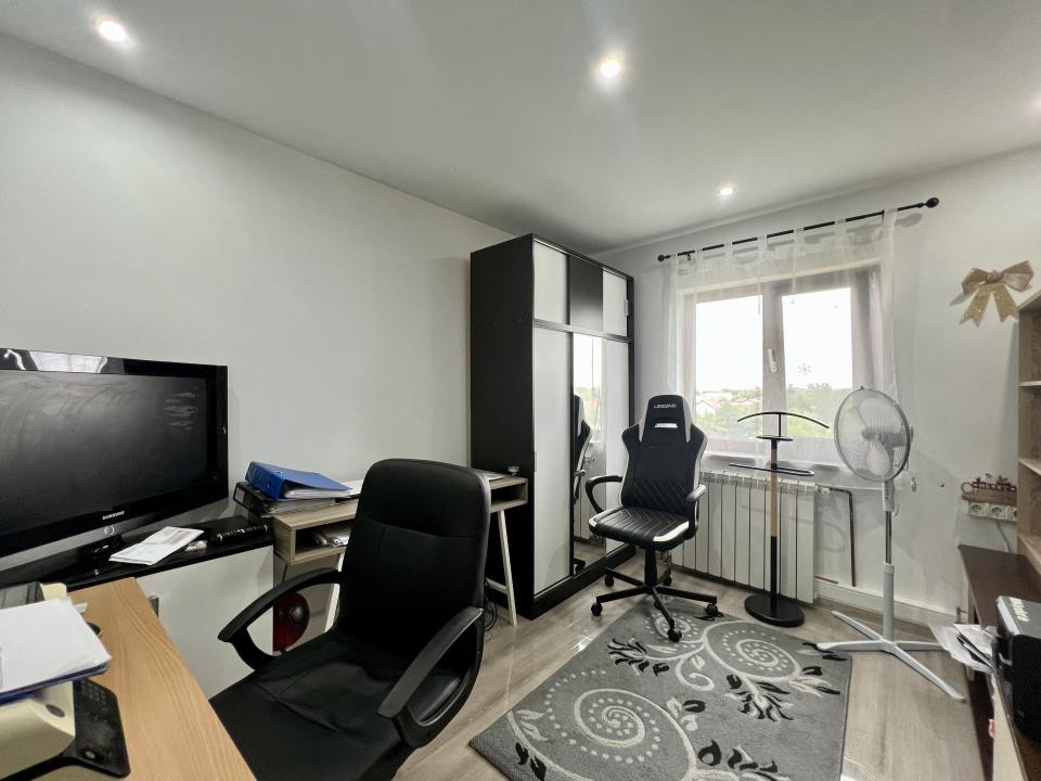  Apartament 4 camere, decomandat, 92 mp utili - zona Chisoda