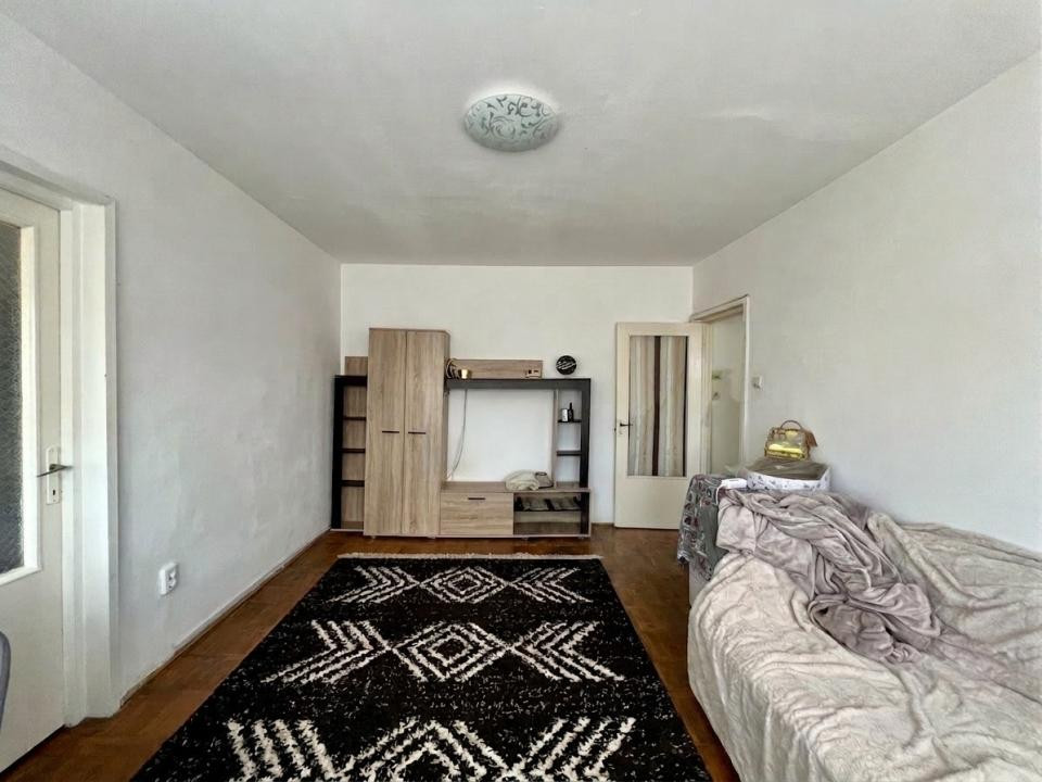 Apartament 2 camere, 42 mp utili, parter - zona Soarelui