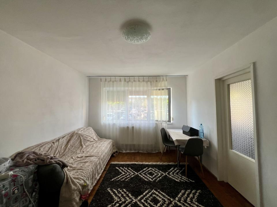 Apartament 2 camere, 42 mp utili, parter - zona Soarelui
