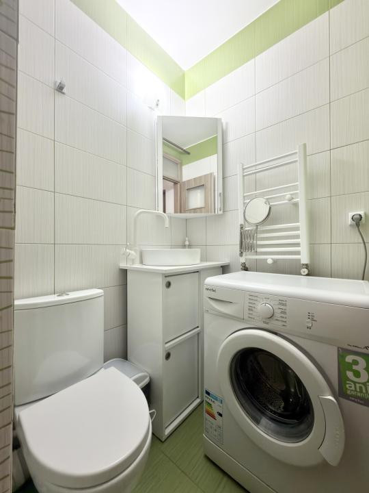 Apartament 3 camere, decomandat, etaj 4/7, 72mp utili, zona Lipovei 