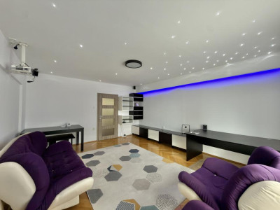Apartament 3 camere, decomandat, etaj 4/7, 72mp utili, zona Lipovei 
