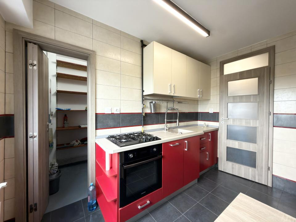 De Inchiriat- Apartament 3 camere, decomandat, 72mp utili - Lipovei