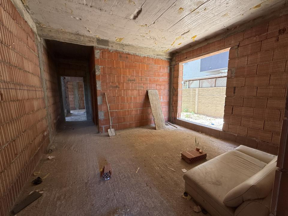 Apartament 3 camere, parter, cu gradina - Giroc
