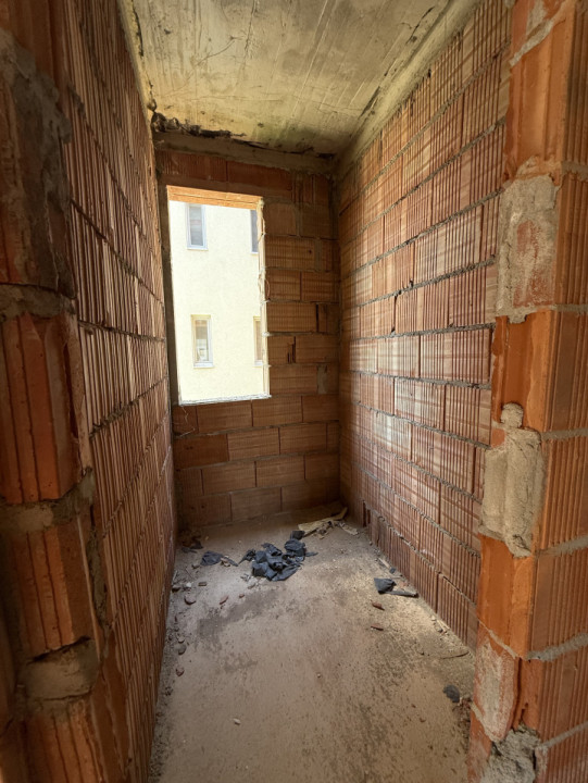 Apartament 2 camere, 50 mp + balcon, etaj 1 - Giroc