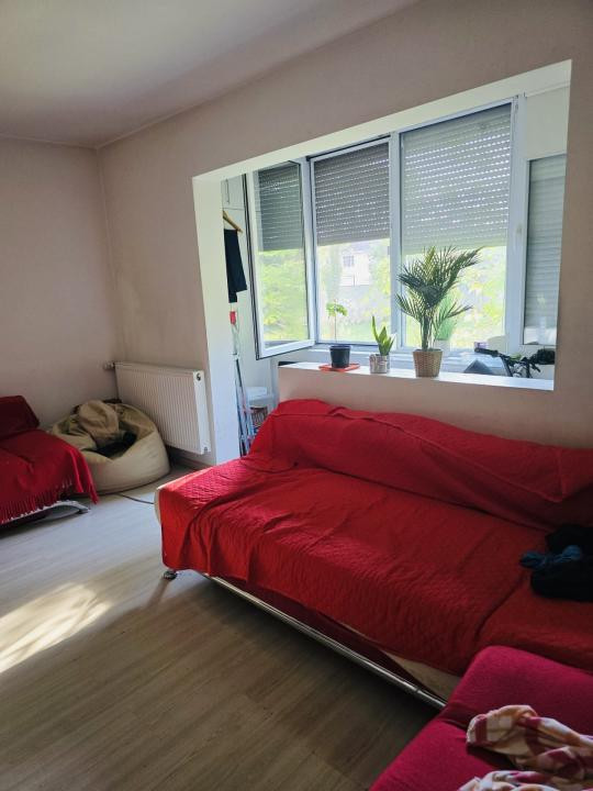 Apartament 3 camere, semidecomandate, 65mp utili, zona Circumvalatiunii