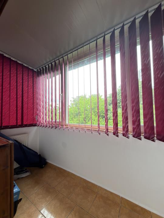 Apartament 3 camere, decomandat, 53 mp - zona Lipovei