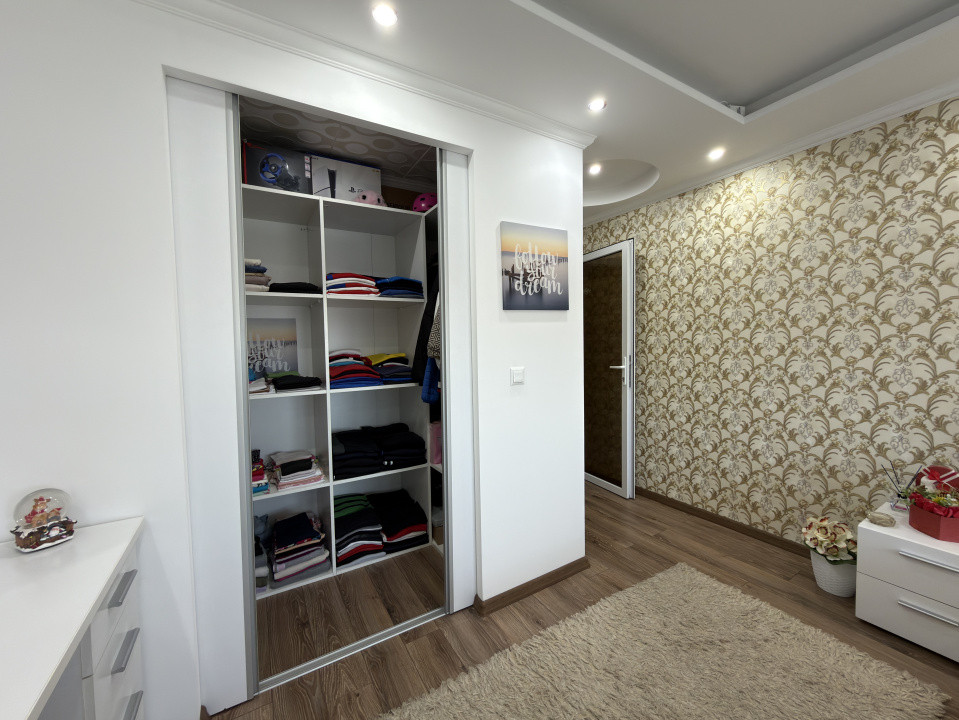 Apartament 2 camere, decomandat, 51 mp utili - Buziaș