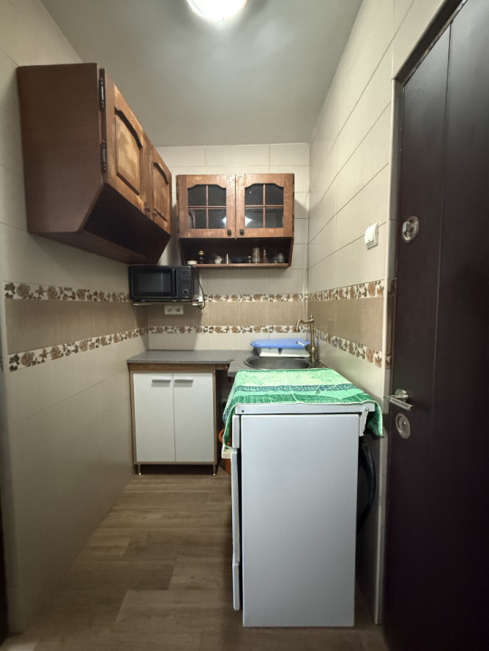 Apartament cu o camera, etaj 3/4, 21 mp utili - Aradului