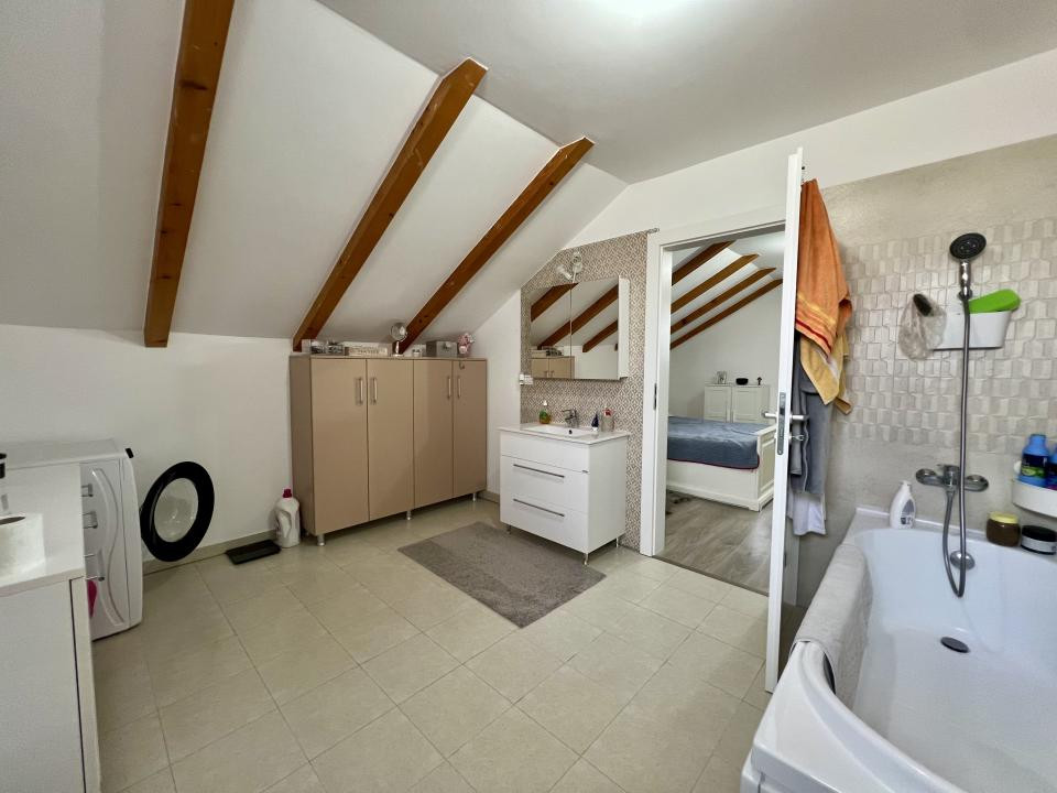  Casa individuala, 5 camere, 140 mp utili, 354 mp teren - Braytim Giroc 