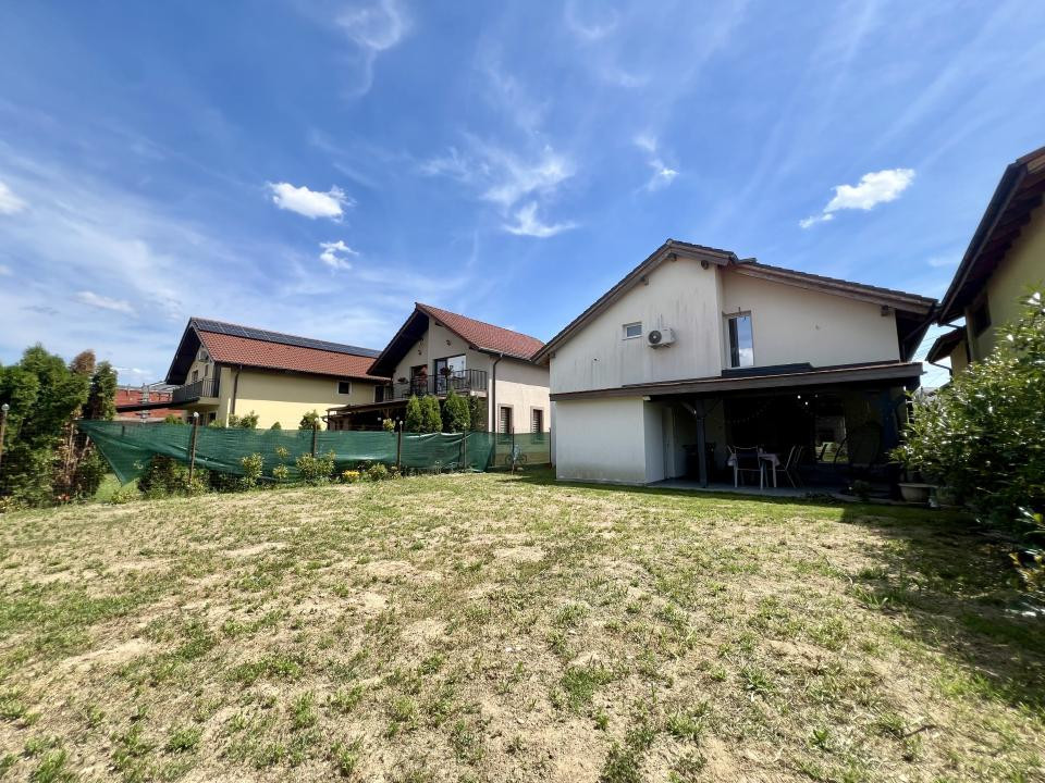  Casa individuala, 5 camere, 140 mp utili, 354 mp teren - Braytim Giroc 