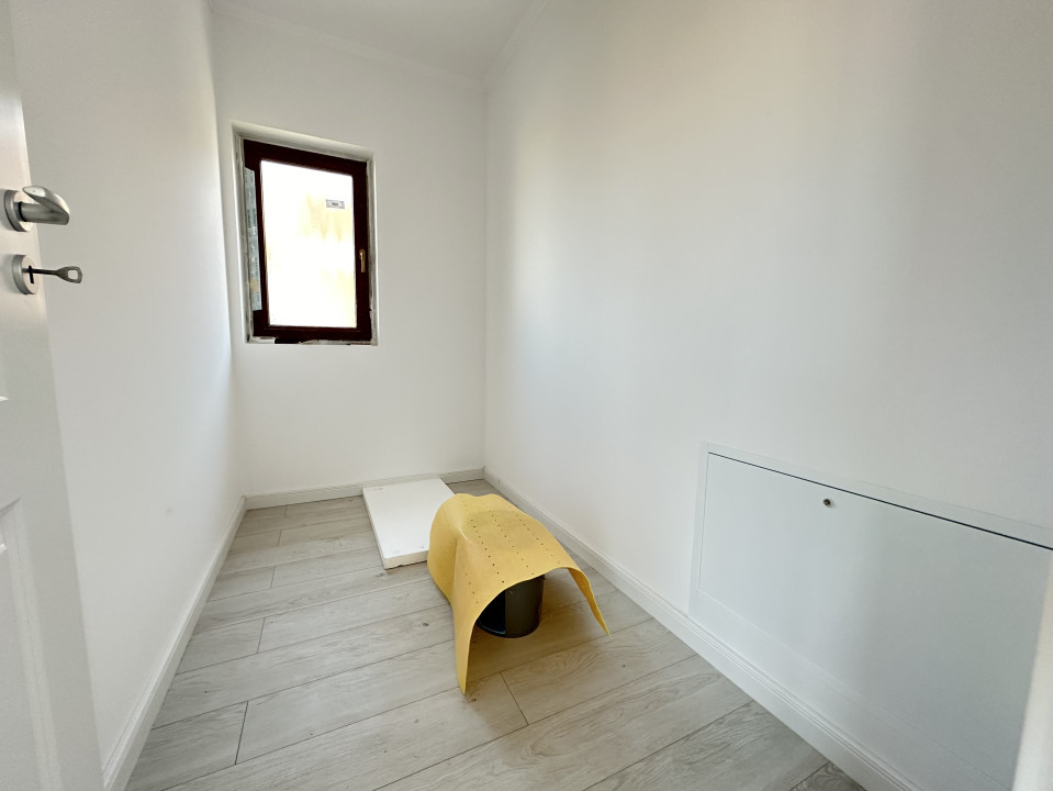 Duplex 4 camere, 122mp utili, 350 mp teren, toate utilitatile - Dumbravita