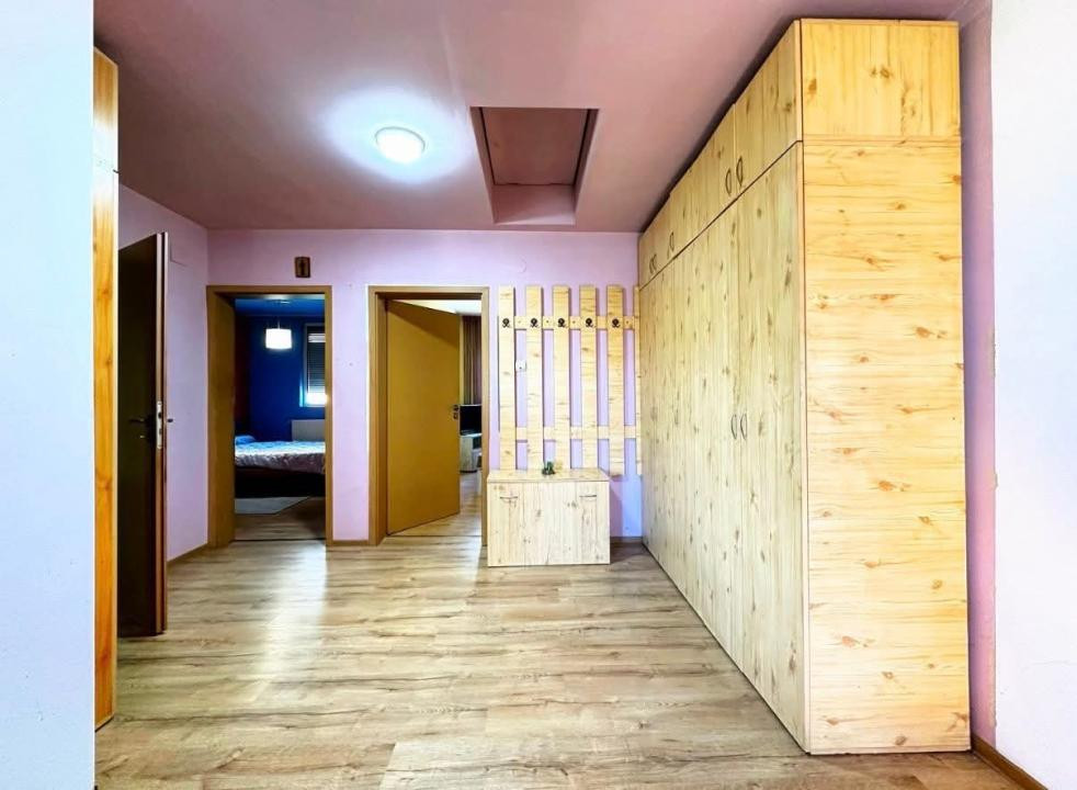 Casa individuala,5 camere,113 mp, 180 teren, curte comuna - zona Cetatii