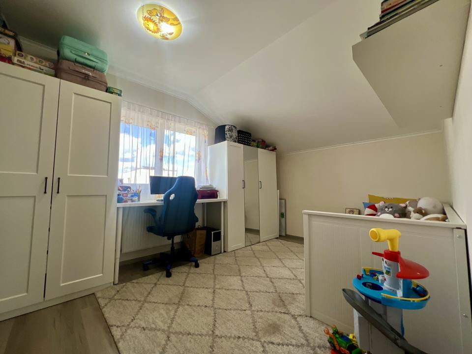  Casa individuala, 3 camere, 82 mp utili, 250 mp teren - Giroc