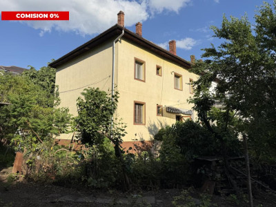Apartament 3 camere, 72mp, etaj 1, 400m teren, garaj propriu- Complex Studentesc
