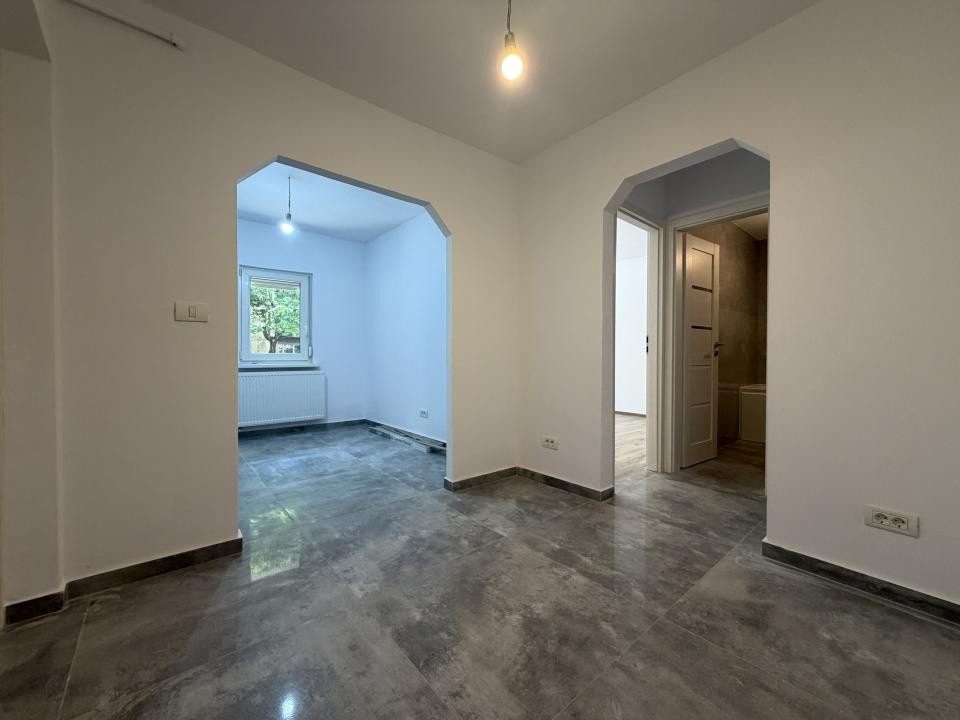Apartament 2 camere, 50mp utili, renovat complet, parter - Soarelui 