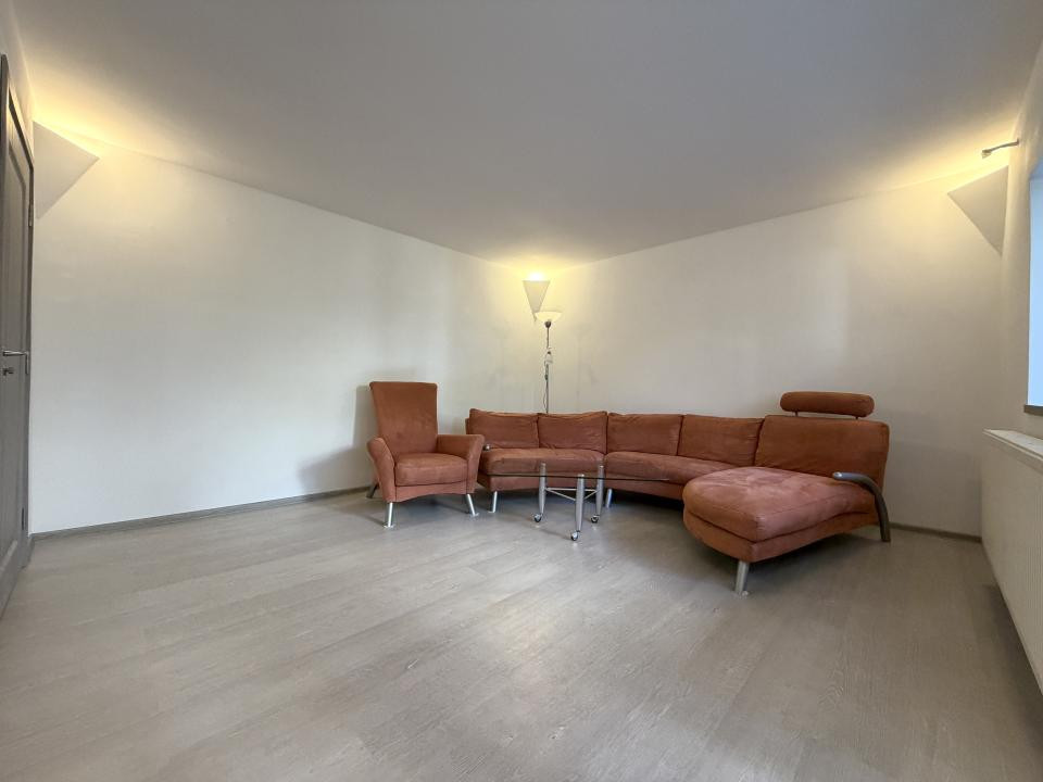 Apartament 3 camere, 65mp utili, 2 bai, parter, renovat - Aradului 