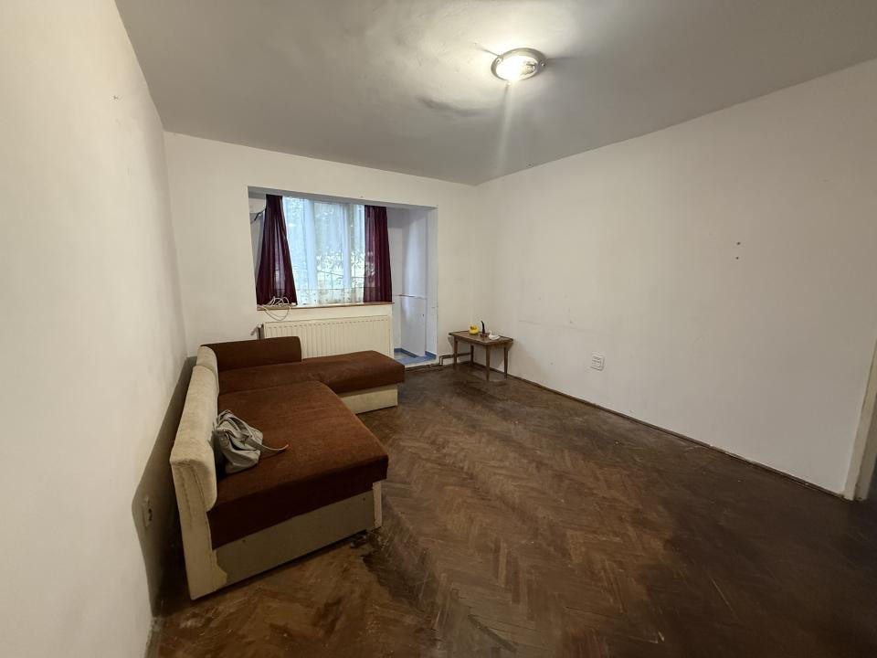 Apartament 2 camere, parter, 45 mp - Girocului