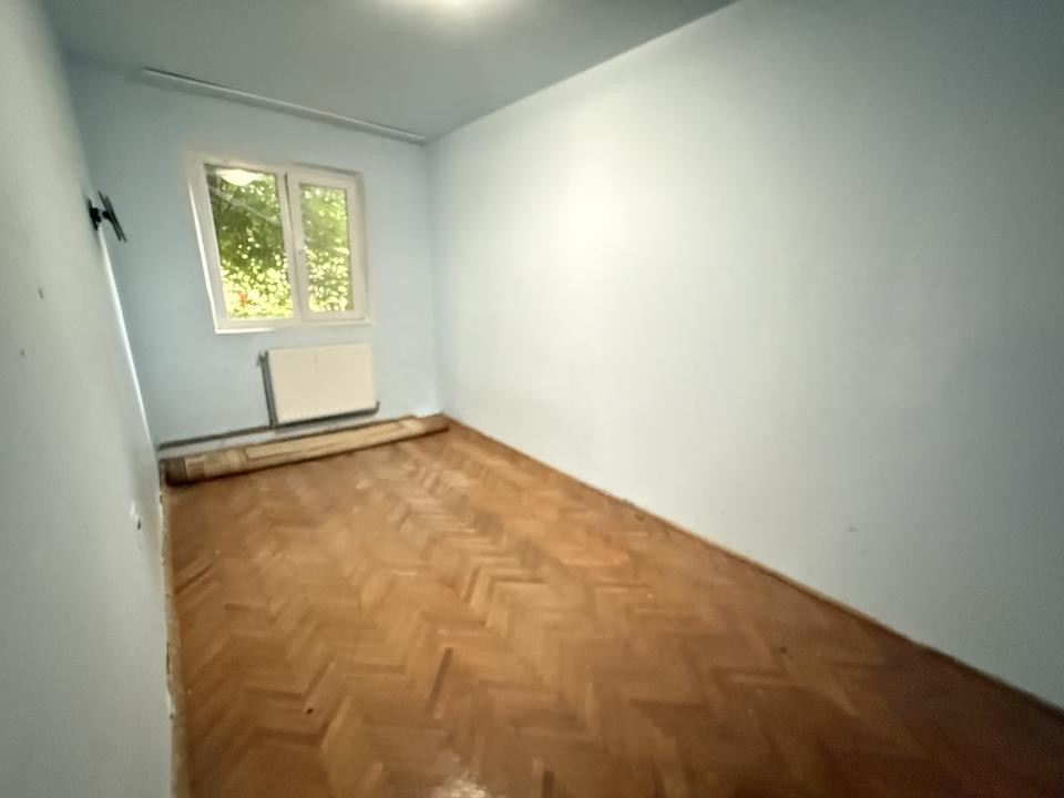 Apartament 2 camere, parter, 45 mp - Girocului