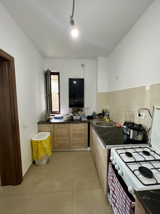  Casa individuala, 4 camere, 286 mp utili, 612 mp teren, piscina - Mosnita Noua