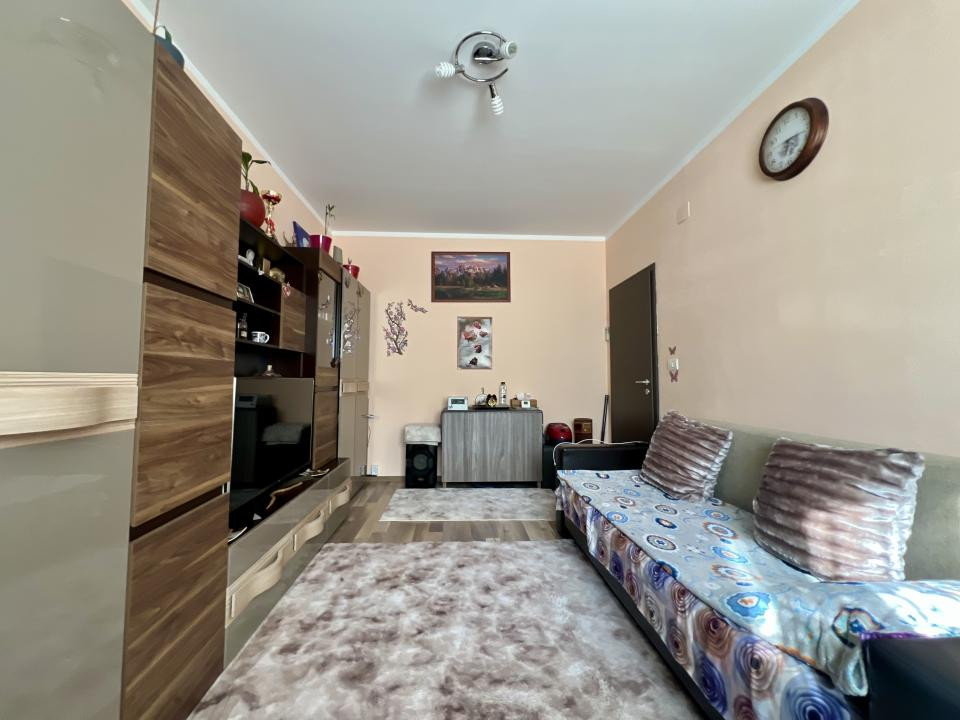Apartament modern, 3 camere, decomandat, 61 mp utili, mobilat - Giroc