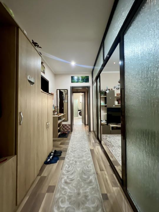 Apartament modern, 3 camere, decomandat, 61 mp utili, mobilat - Giroc