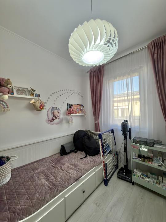 Apartament 3 camere, open space, mobilat si utilat - Giroc