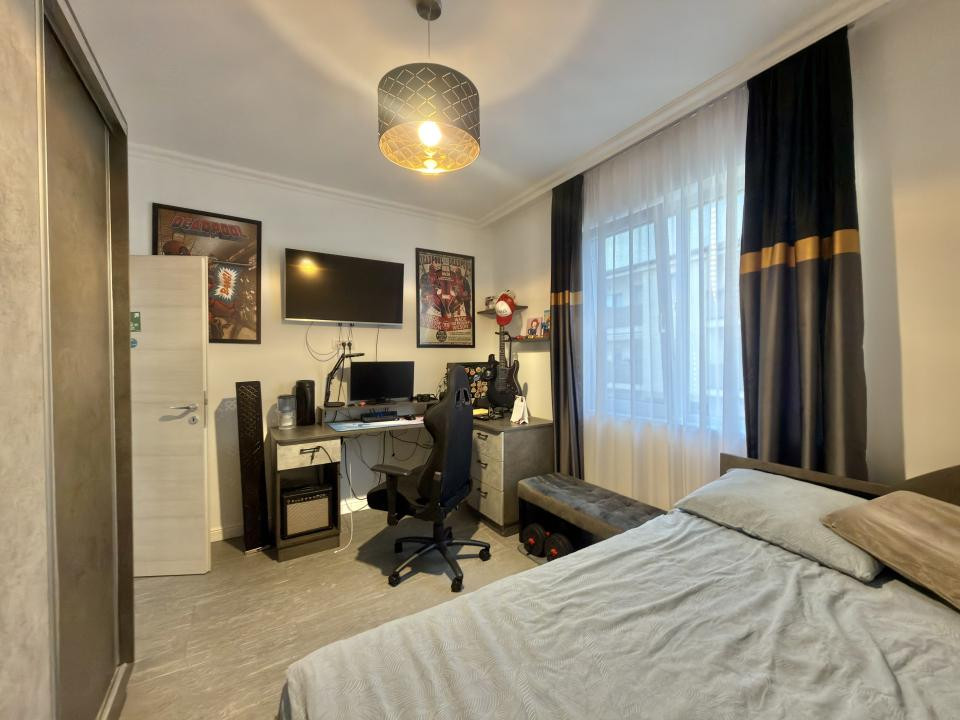 Apartament 3 camere, decomandat, etaj 1 -Chisoda 