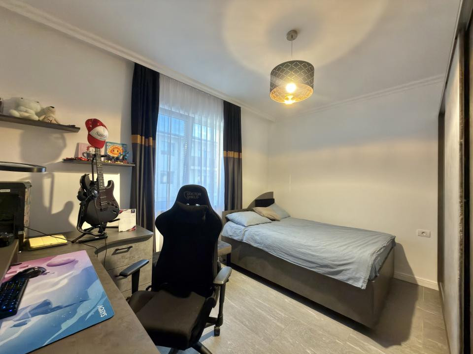 Apartament 3 camere, decomandat, etaj 1 -Chisoda 