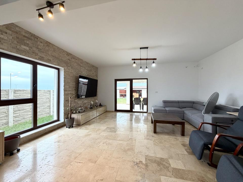 COMISION 0% - Duplex 4 camere, 135 mp utili, 330 mp teren - Timisoara