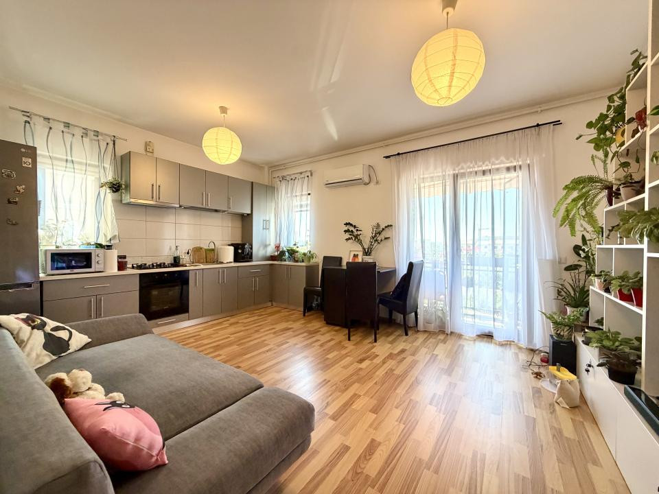 Apartament 2 camere, 45 mp utili, mobilat/utilat, etajul 2 - Girocului