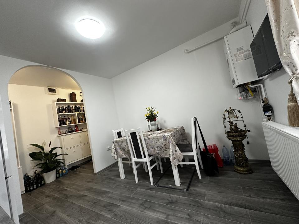 Apartament 2 camere, 52mp, complet mobilat si utilat- Dambovita
