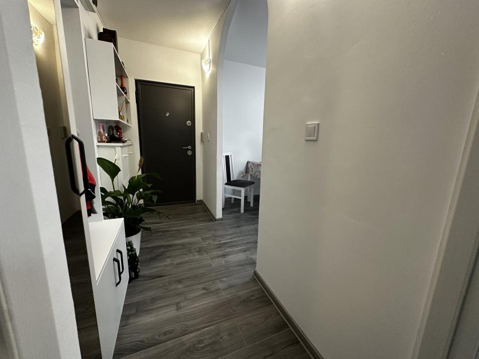Apartament 2 camere, 52mp, complet mobilat si utilat- Dambovita