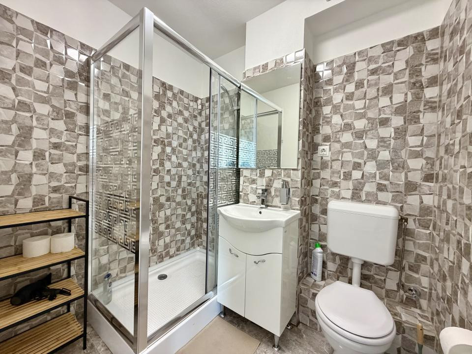 Apartament central cu 2 camere, 38 mp utili, etaj 8 - Timisoara