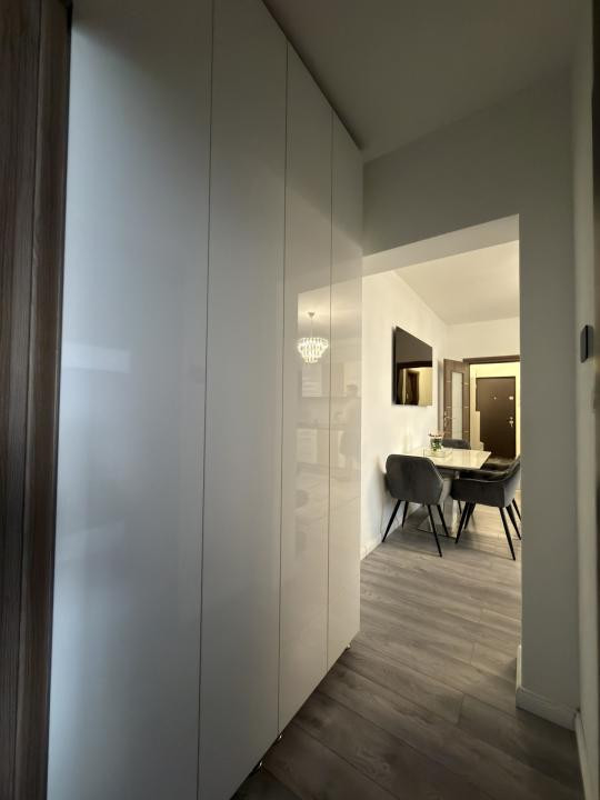Apartament 2 camere, 52mp utili, semidecomandat - Zona Iulius Mall