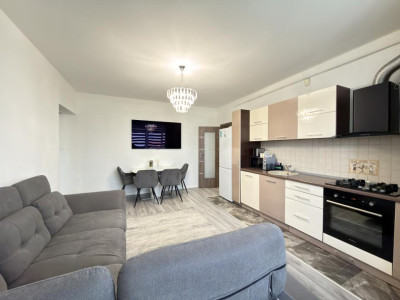 Apartament 2 camere, 52mp utili, semidecomandat - Zona Iulius Mall