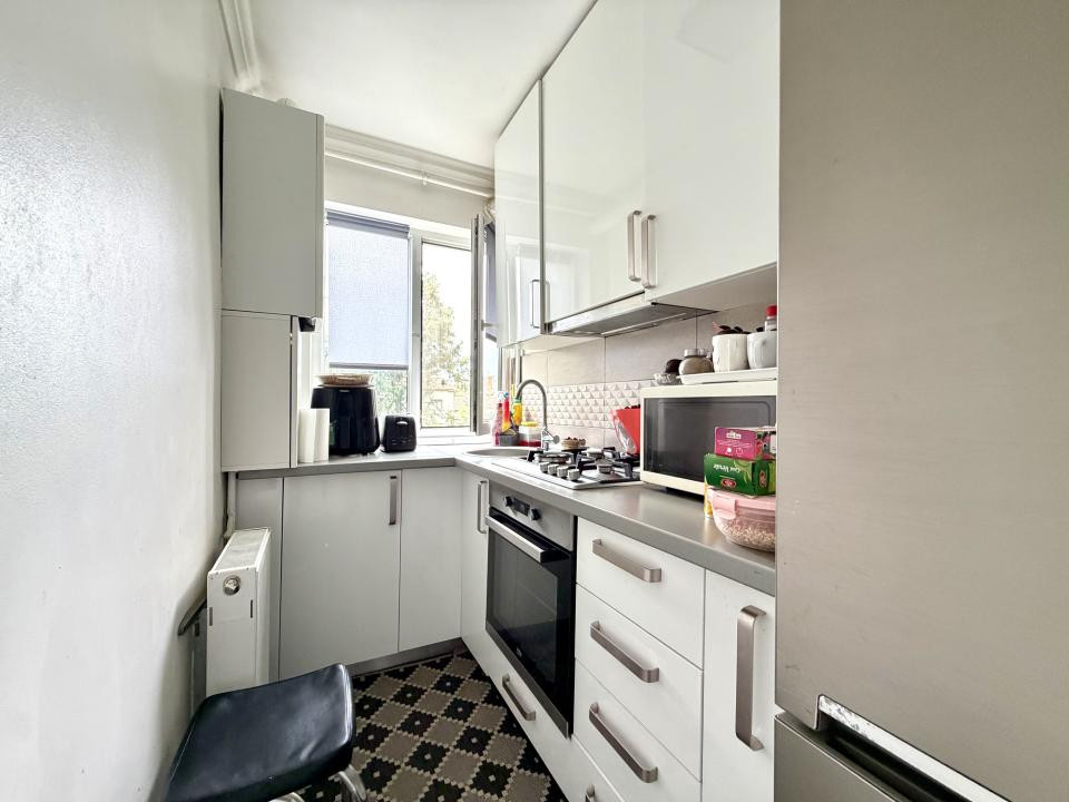 Apartament 3 camere, 55 mp utili, mobilat/utilat - Zona Cetatii