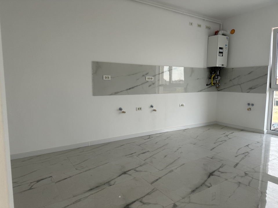 Apartament 3 camere, 68 mp, decomandat - Dumbravita