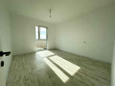 Apartament spatios, 3 camere, 68 mp, etaj 2 - Dumbravita