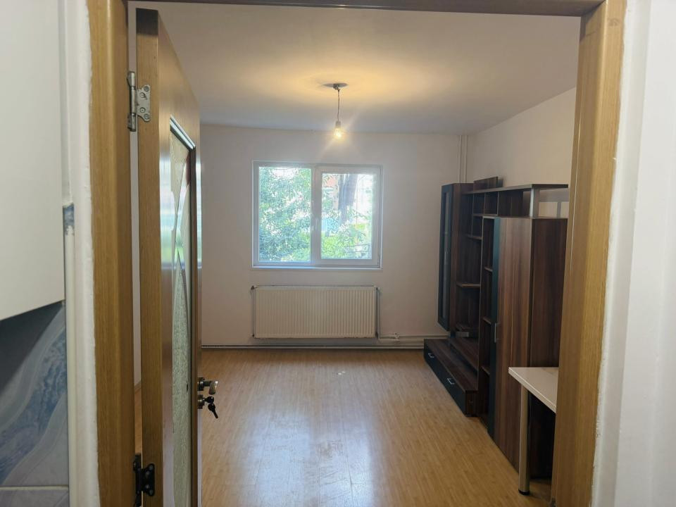 Garsoniera de 22mp + Debara de 4 mp - Zona Bogdanestilor Timisoara