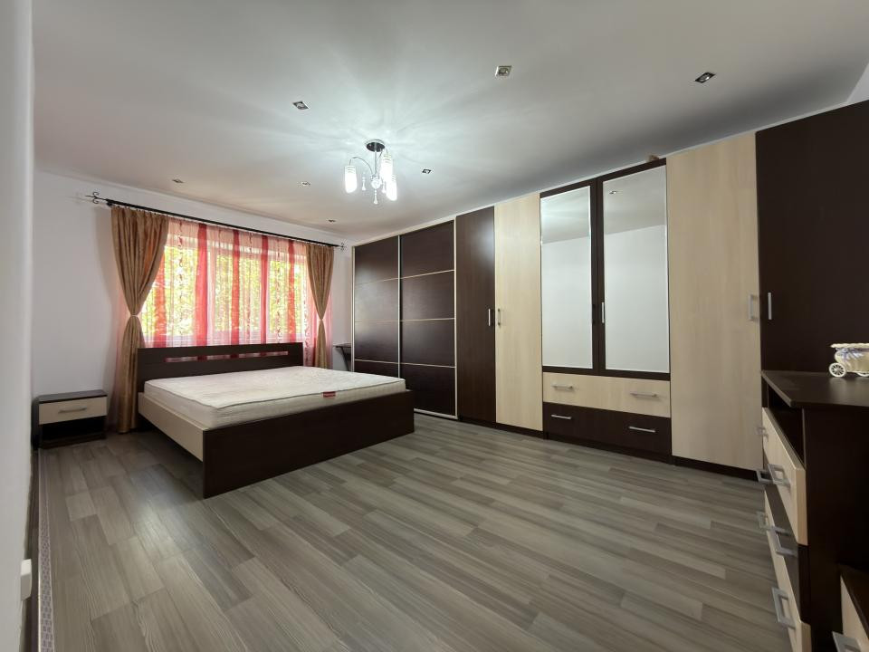 Apartament 2 camere, 50mp utili, decomandat - zona Girocului