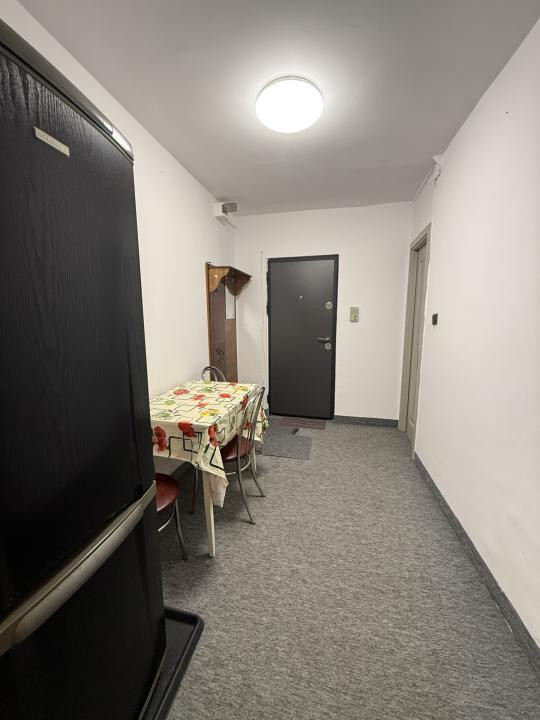 apartament spatios cu o camera, 32 mp utili + balcon, parter - Sagului