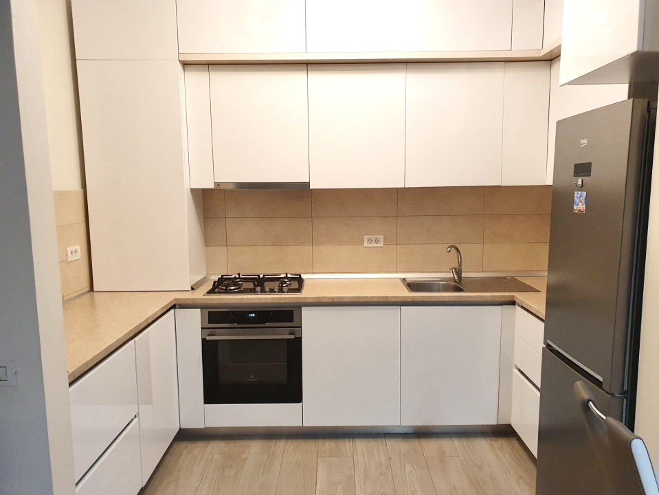 Apartament 3 camere, de inchiriat, 75 mp utili + gradina 150 mp - Calea Aradului