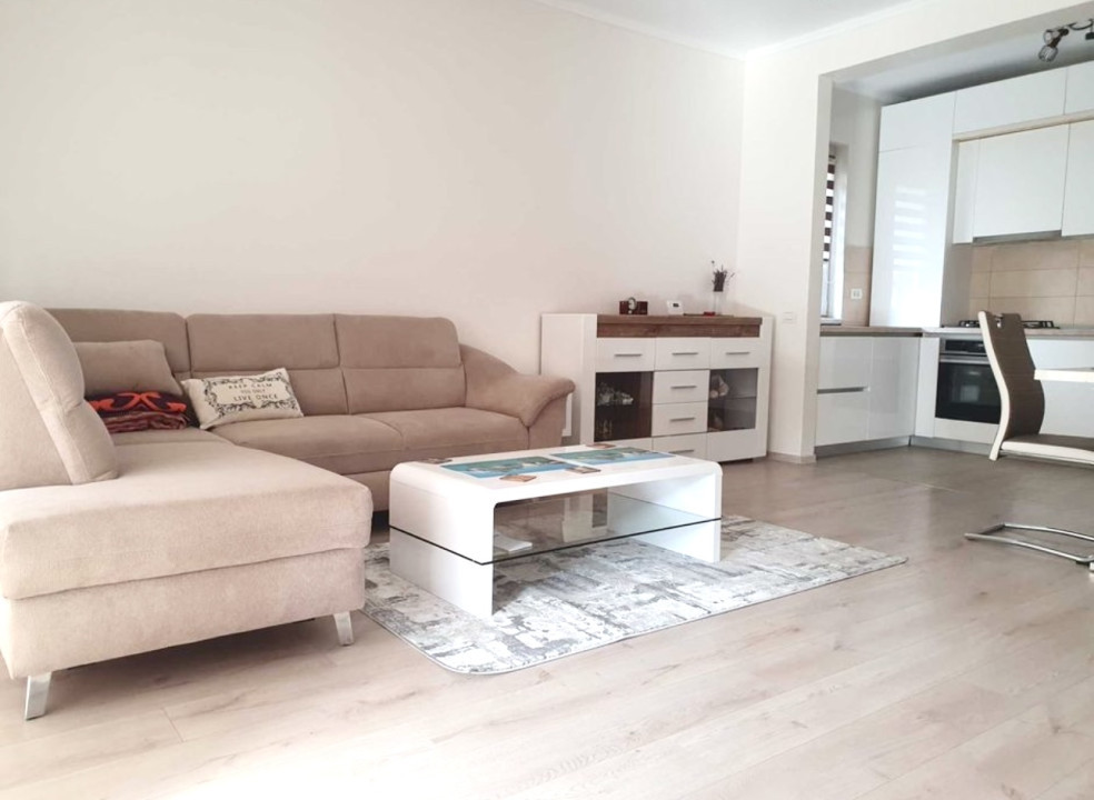 Apartament 3 camere, de inchiriat, 75 mp utili + gradina 150 mp - Calea Aradului