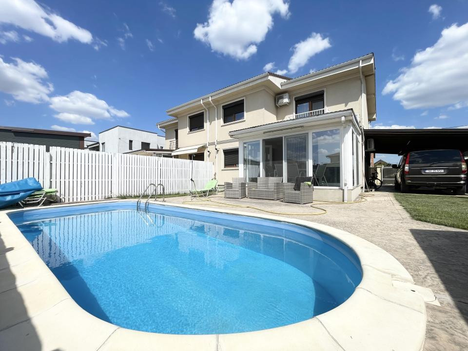 Duplex 4 camere Mosnita Noua  - Super pozitie